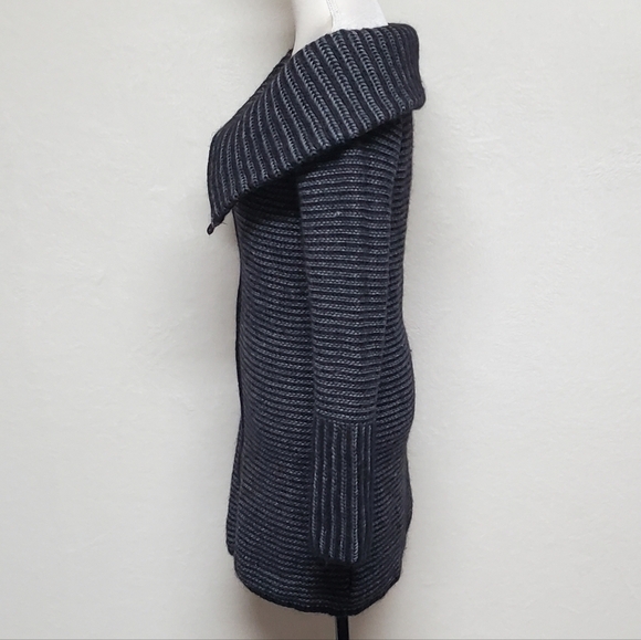 VINTAGE Italian Avante Garde Wool Alpaca Striped Knit Off-Shoulder Sweater Dress - Picture 7 of 15